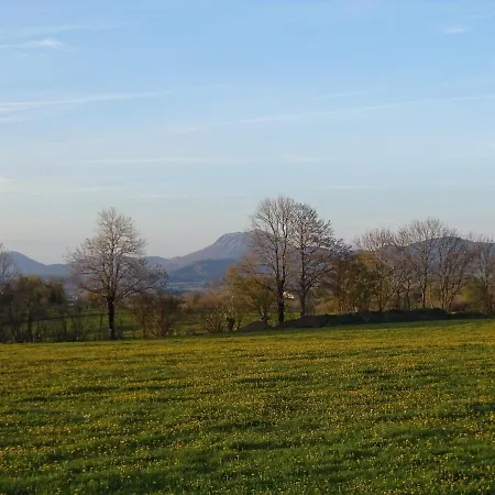 Logis Crozas La Cocotte Шале *