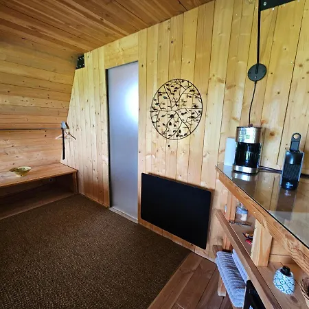 Logis Crozas La Cocotte شاليه