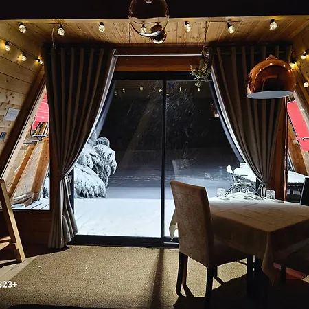 Logis Crozas La Cocotte Шале *