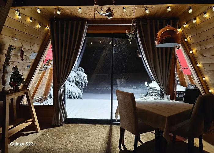 Logis Crozas La Cocotte Шале *